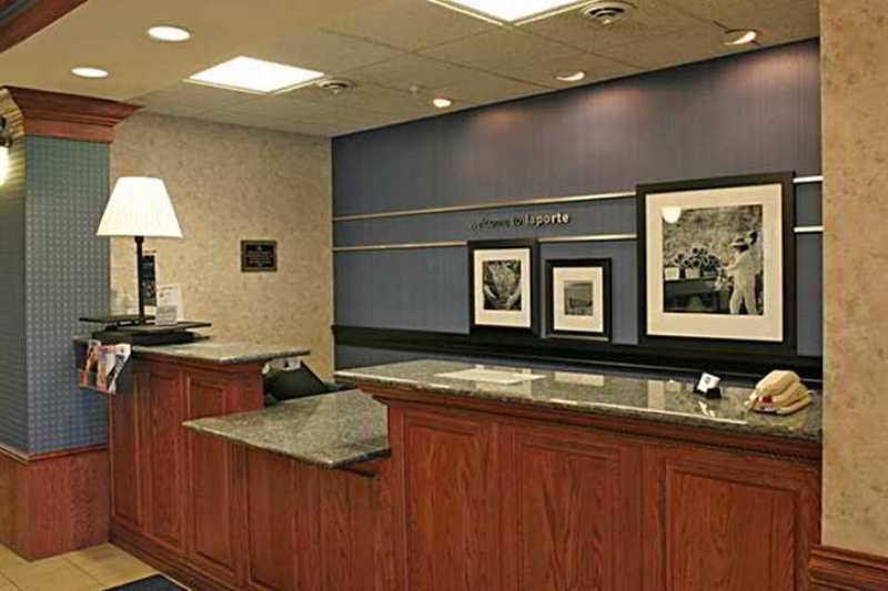 Hampton Inn Laporte La Porte Экстерьер фото